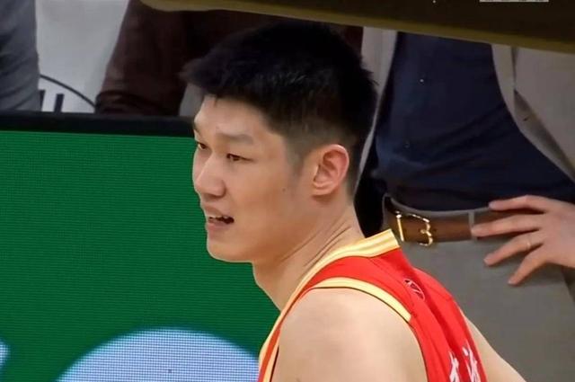 德赢中国官网-福建男篮在客场挑战上海队，备受瞩目